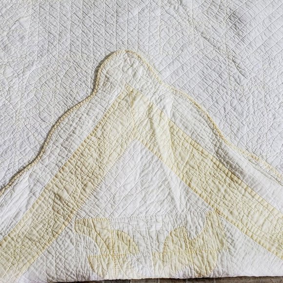 SOLD Vtg Hand Stitched Quilt Drunkard's Path 89 x 74 - Picture 13 of 14